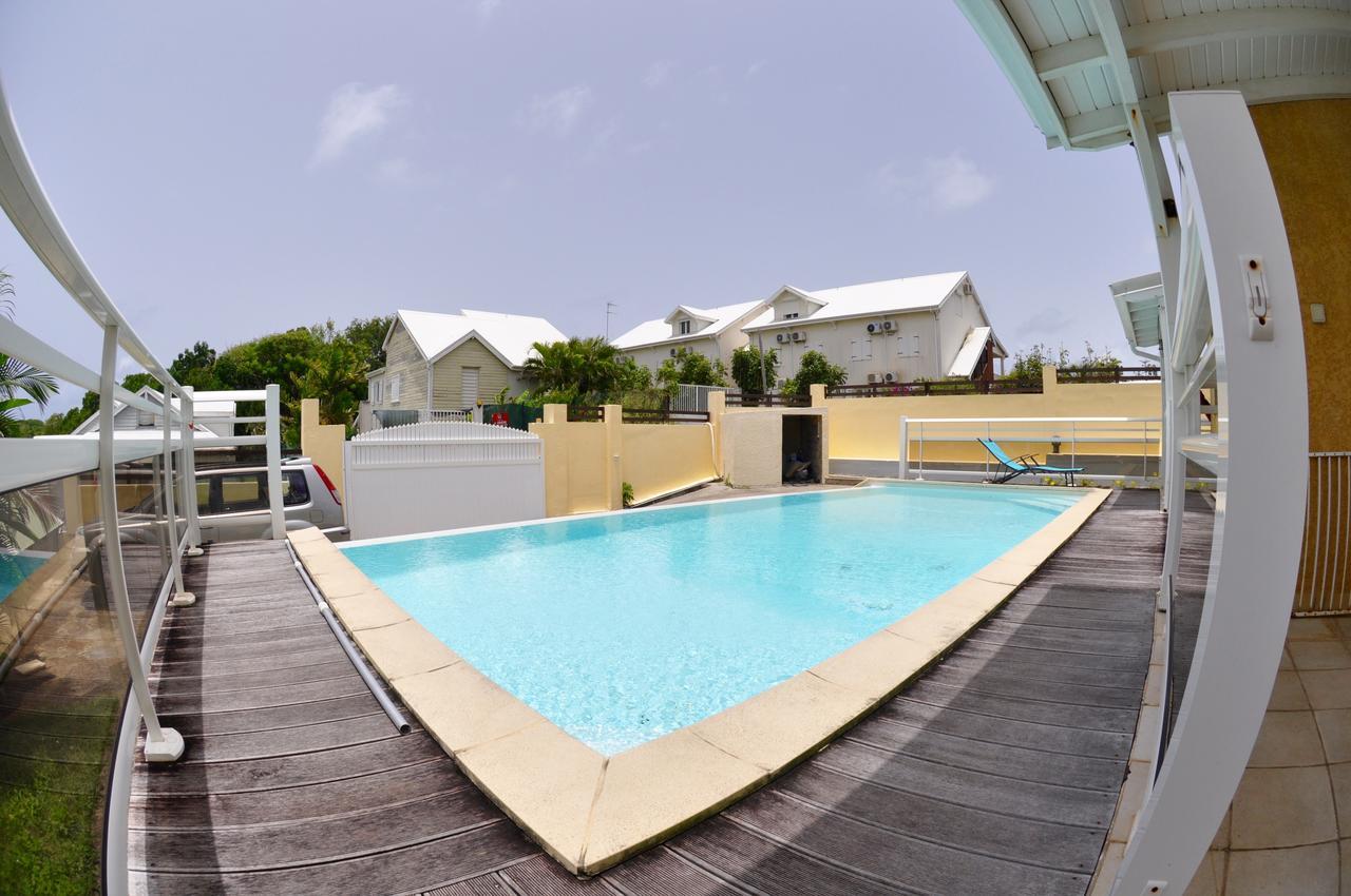 Petit Havre De Paix - Piscine Et Plage A Pied Le Gosier  Buitenkant foto